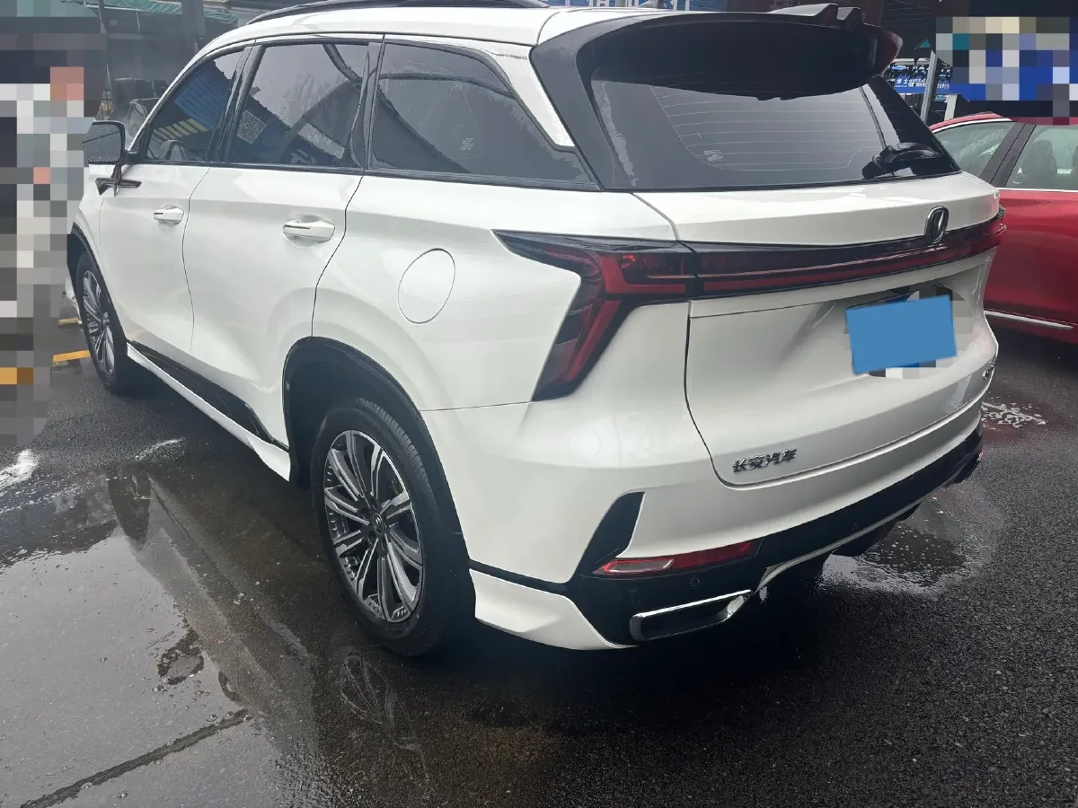 2023 ChangAn CS75 Plus 1.5T 188HP L4 8AT,autocango,china used car exporter,china ev exporter,chinese used car exporter,chinese used ev exporter
