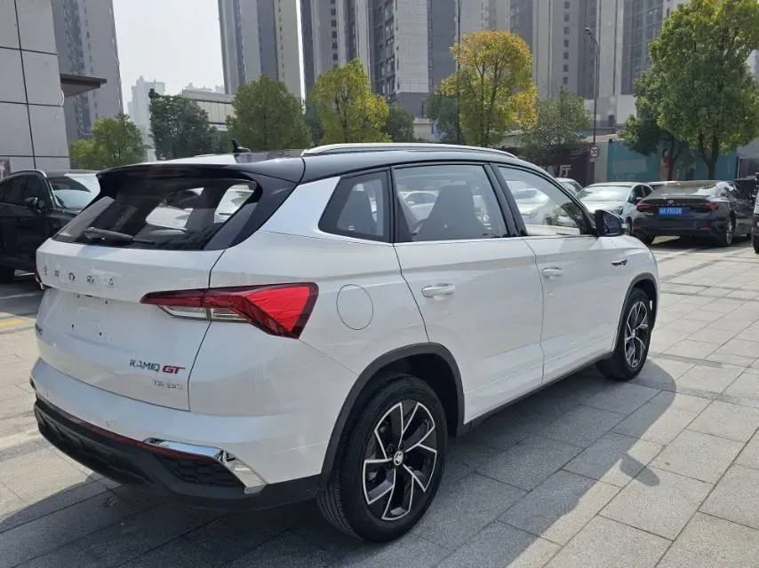 2021 Skoda Kamiq 1.2T 116HP L4 7DCT,autocango,china used car exporter,china ev exporter,chinese used car exporter,chinese used ev exporter
