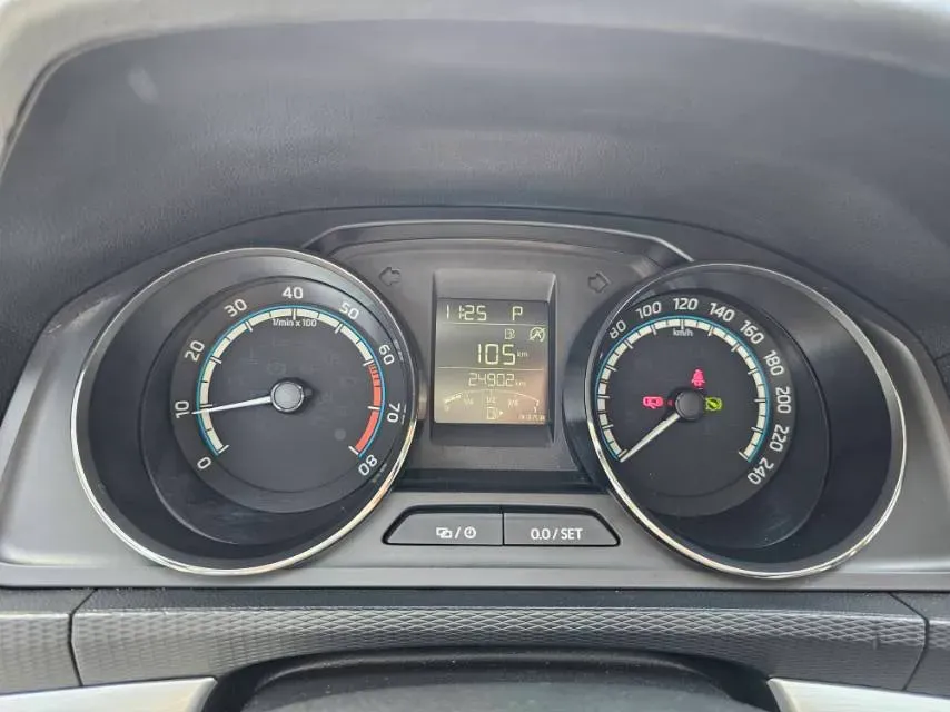 2021 Skoda Kamiq 1.2T 116HP L4 7DCT,autocango,china used car exporter,china ev exporter,chinese used car exporter,chinese used ev exporter