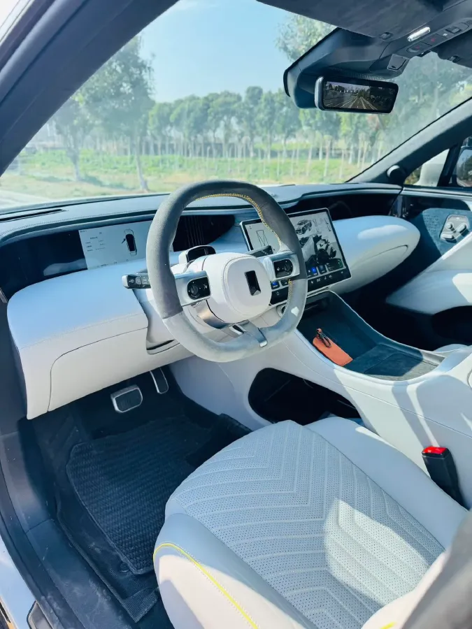 2023 Avatr 11 BEV 90.38KWH,autocango,china used car exporter,china ev exporter,chinese used car exporter,chinese used ev exporter