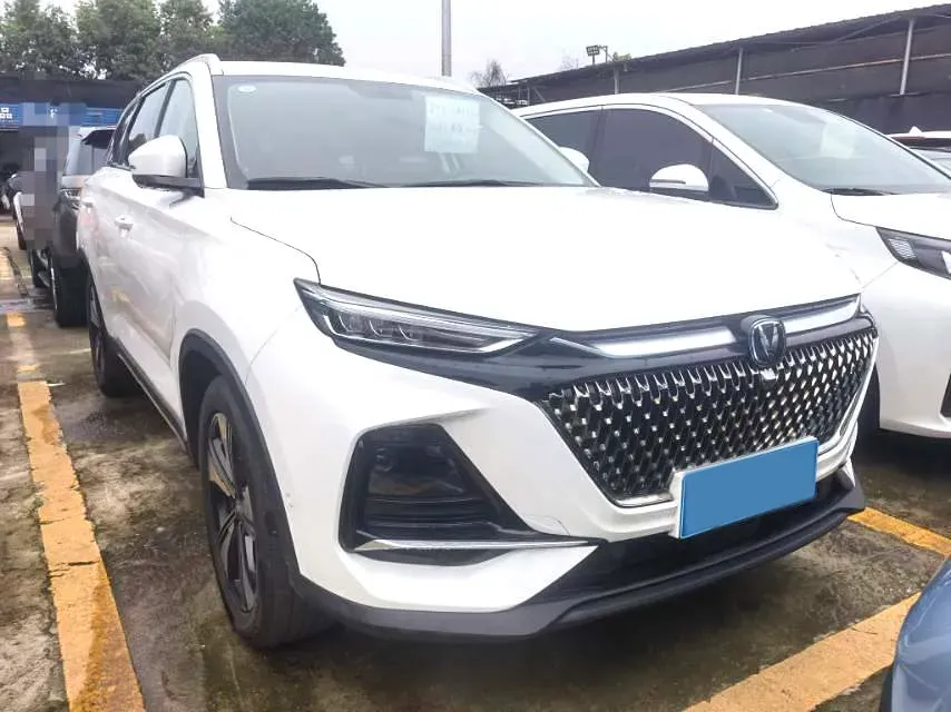 2024 ChangAn X7 PLUS 1.5T 188HP L4 7DCT,autocango,china used car exporter,china ev exporter,chinese used car exporter,chinese used ev exporter