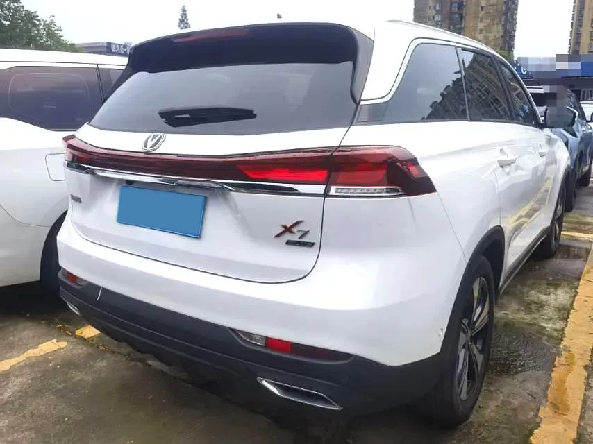 2024 ChangAn X7 PLUS 1.5T 188HP L4 7DCT,autocango,china used car exporter,china ev exporter,chinese used car exporter,chinese used ev exporter