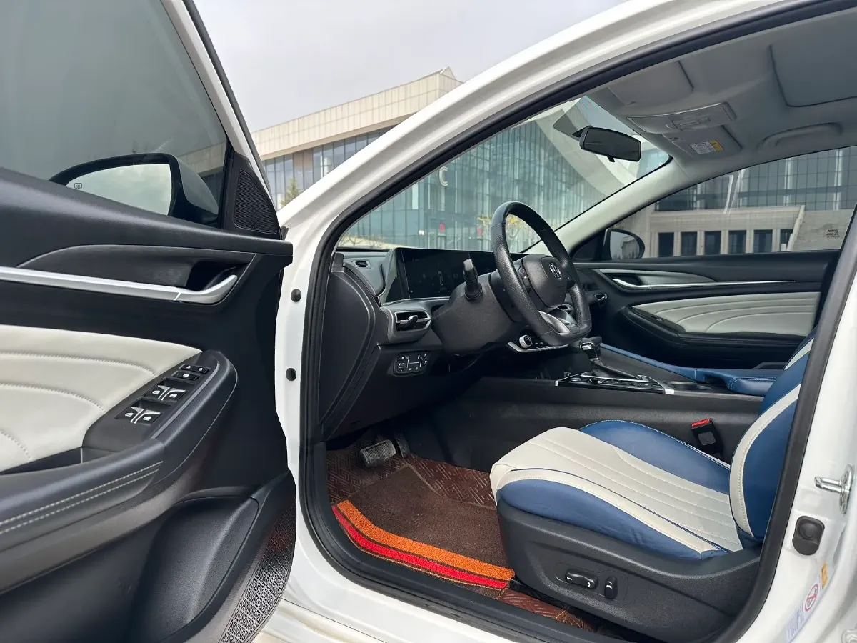 2021 ChangAn Eado 1.4T 160HP L4 7DCT,autocango,china used car exporter,china ev exporter,chinese used car exporter,chinese used ev exporter