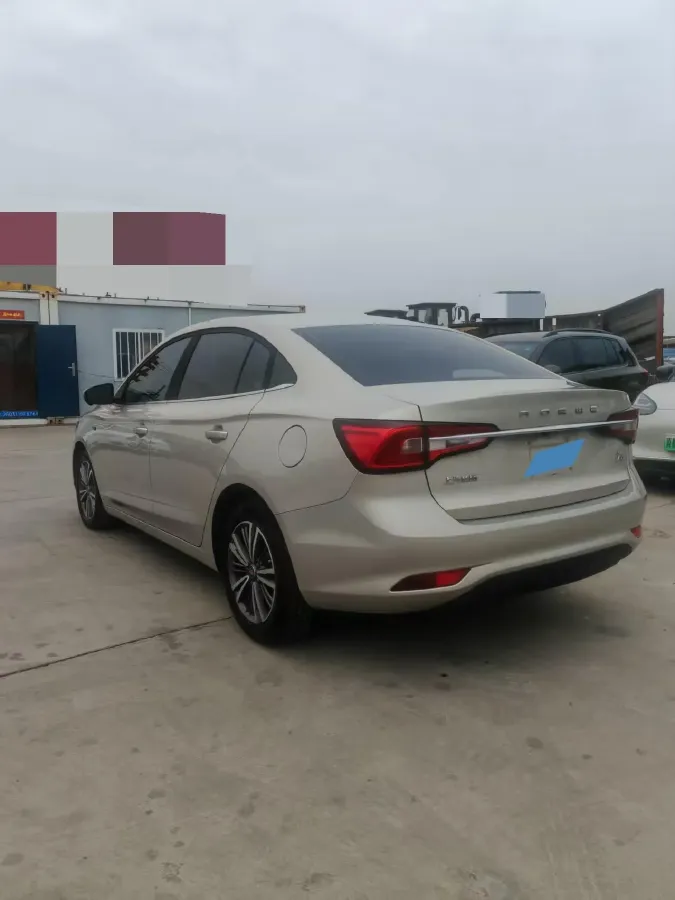 2019 Roewe i5 1.5L 120HP L4 CVT,autocango,china used car exporter,china ev exporter,chinese used car exporter,chinese used ev exporter