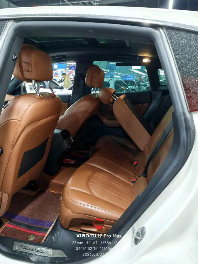 2022 Maserati Levante 2.0T 330HP L4 8AT,autocango,china used car exporter,china ev exporter,chinese used car exporter,chinese used ev exporter