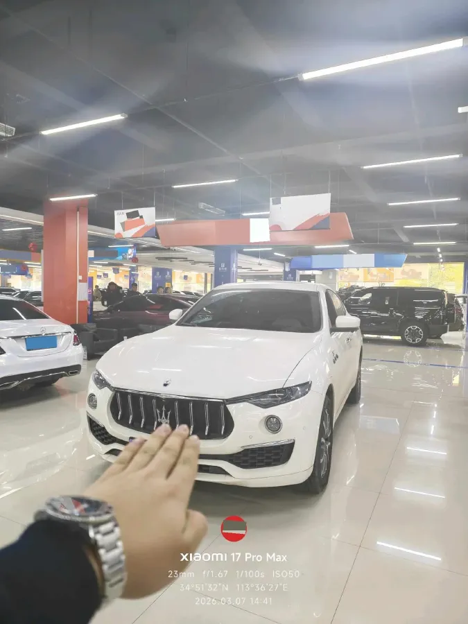 2022 Maserati Levante 2.0T 330HP L4 8AT,autocango,china used car exporter,china ev exporter,chinese used car exporter,chinese used ev exporter