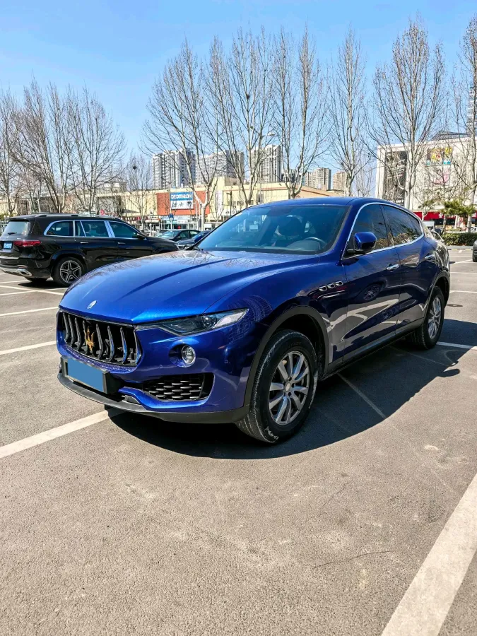 2018 Maserati Levante 3.0T 350HP V6 8AT,autocango,china used car exporter,china ev exporter,chinese used car exporter,chinese used ev exporter