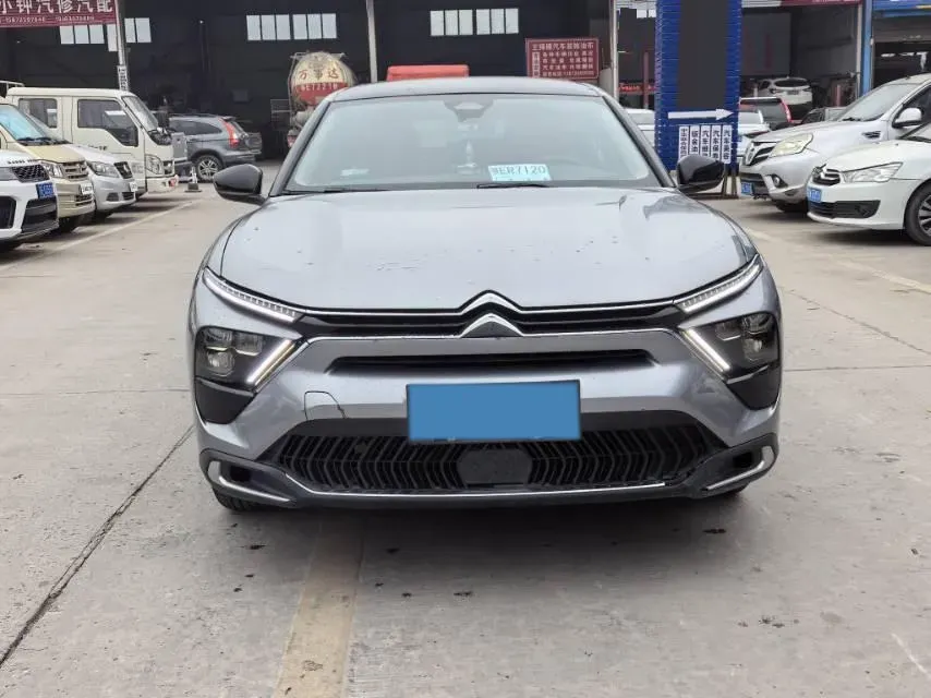 2021 Citroen C5 X 1.6T 175HP L4 8AT,autocango,china used car exporter,china ev exporter,chinese used car exporter,chinese used ev exporter