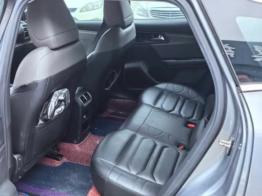 2021 Citroen C5 X 1.6T 175HP L4 8AT,autocango,china used car exporter,china ev exporter,chinese used car exporter,chinese used ev exporter