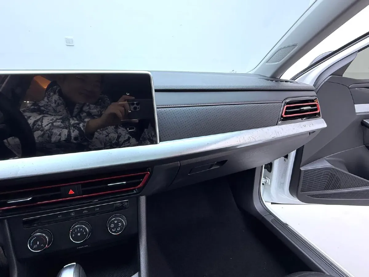 2023 Volkswagen Lavida 1.4T 150HP L4 7DCT,autocango,china used car exporter,china ev exporter,chinese used car exporter,chinese used ev exporter