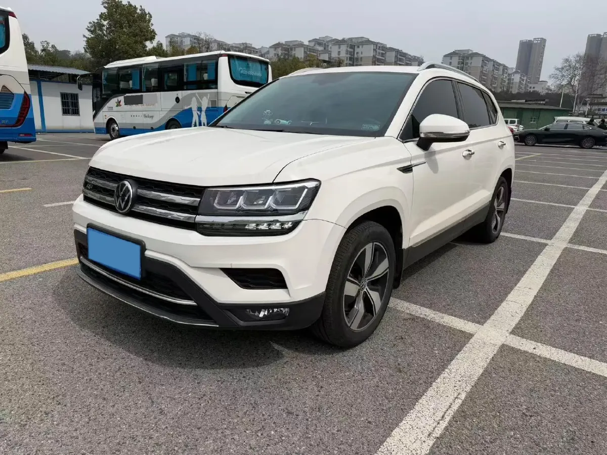 2022 Ford Transit 2.0T 202HP L4 6AT,autocango,china used car exporter,china ev exporter,chinese used car exporter,chinese used ev exporter