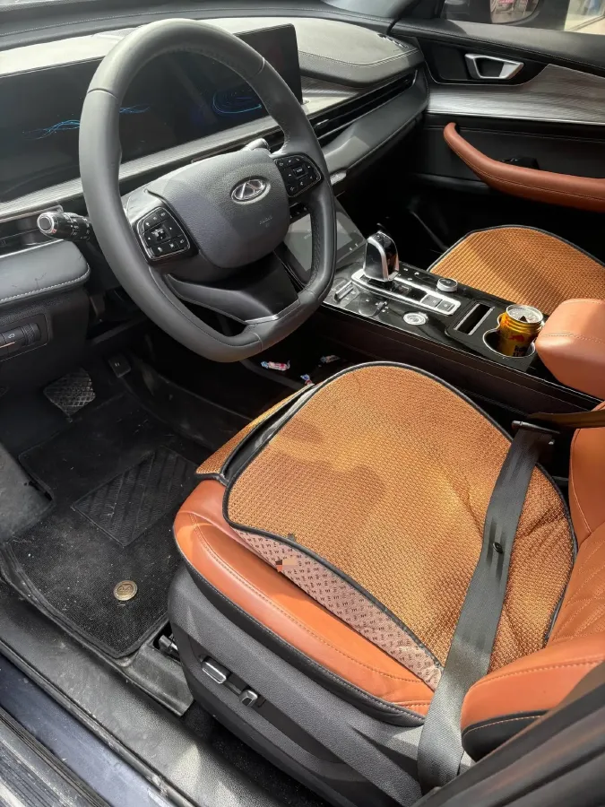 2022 Chery Tiggo 8 Plus 1.6T 197HP L4 7DCT,autocango,china used car exporter,china ev exporter,chinese used car exporter,chinese used ev exporter