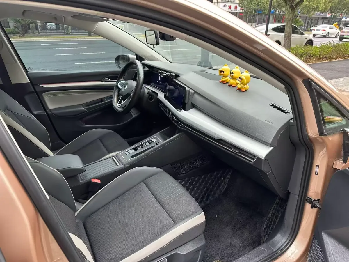 2021 Volkswagen Golf 1.4T 150HP L4 7DCT,autocango,china used car exporter,china ev exporter,chinese used car exporter,chinese used ev exporter