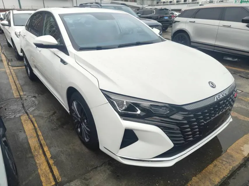 2021 DongFeng Aeolus YiXuan MAX 1.5T 190HP L4 7DCT,autocango,china used car exporter,china ev exporter,chinese used car exporter,chinese used ev exporter