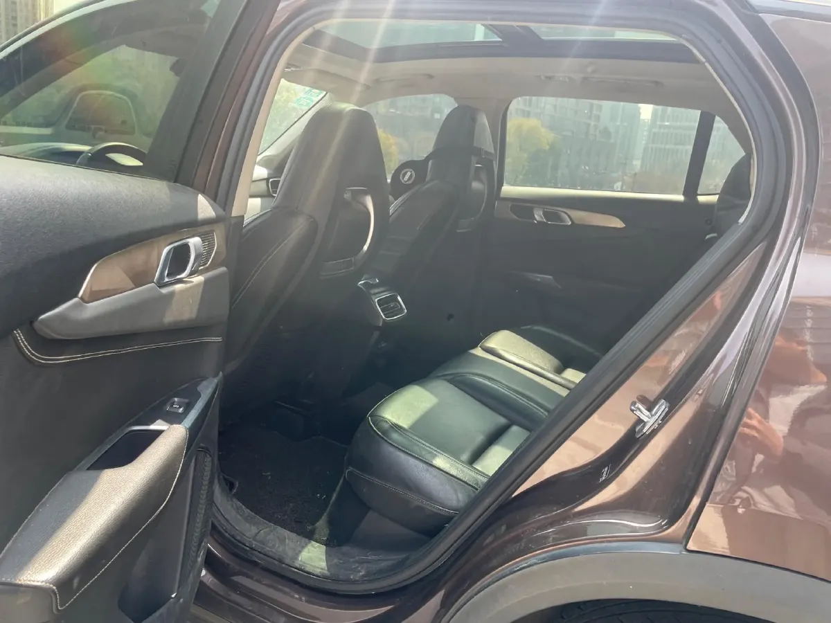 2018 Foton Tunland 2.0T 218HP L4 6AT,autocango,china used car exporter,china ev exporter,chinese used car exporter,chinese used ev exporter