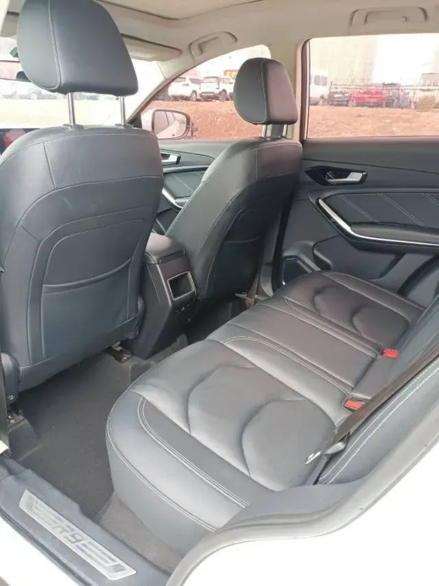 2018 FAW Senia R9 1.2T 143HP L4 7DCT,autocango,china used car exporter,china ev exporter,chinese used car exporter,chinese used ev exporter