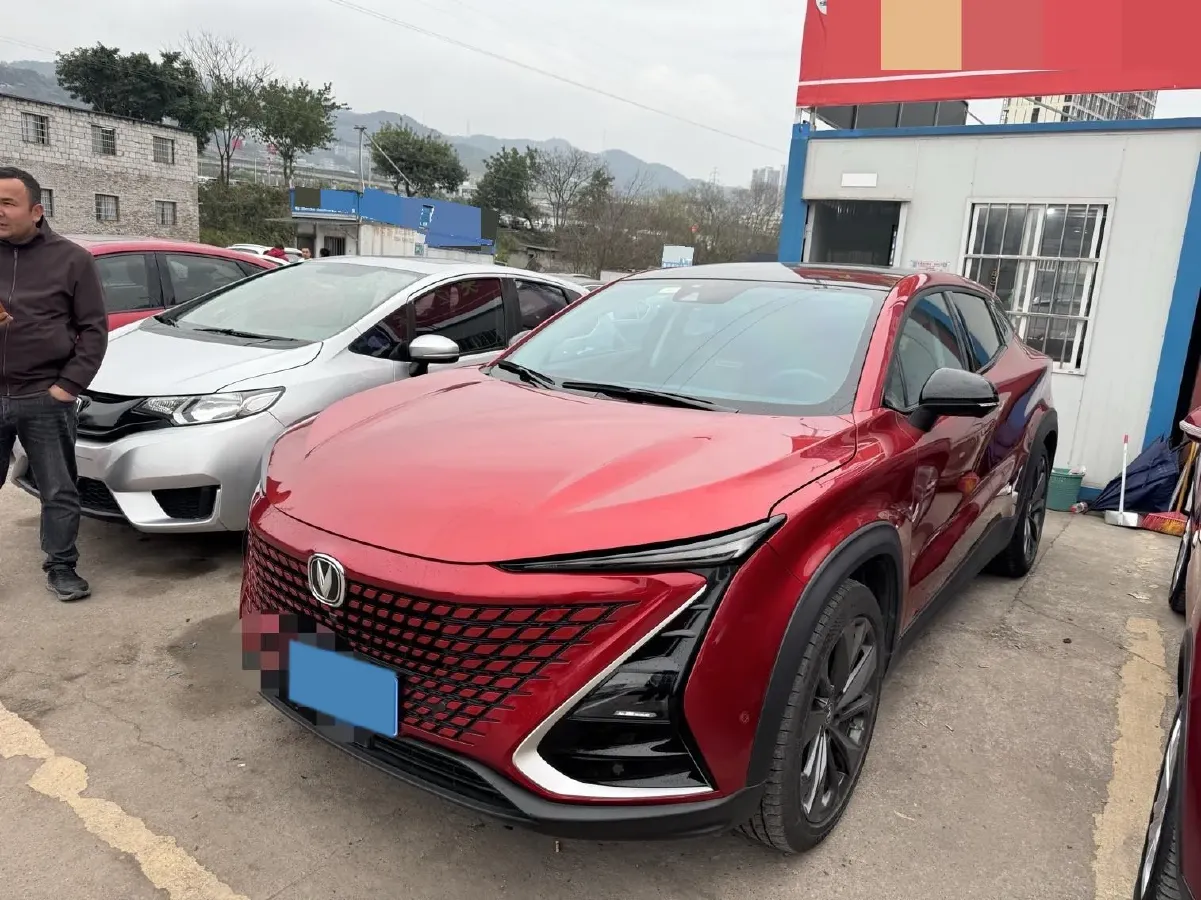 2021 ChangAn UNI-T 1.5T 180HP L4 7DCT,autocango,china used car exporter,china ev exporter,chinese used car exporter,chinese used ev exporter