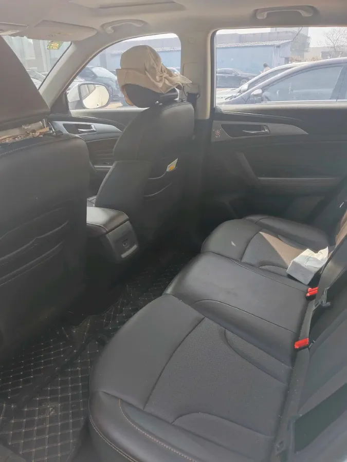 2019 ChangAn CS35 Plus 1.6L 128HP L4 5MT,autocango,china used car exporter,china ev exporter,chinese used car exporter,chinese used ev exporter