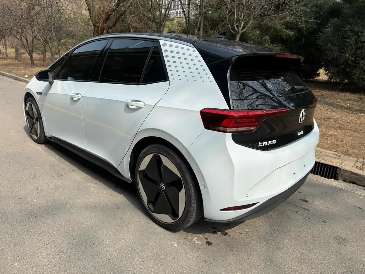2022 Volkswagen ID.3 BEV 57.3KWH,autocango,china used car exporter,china ev exporter,chinese used car exporter,chinese used ev exporter