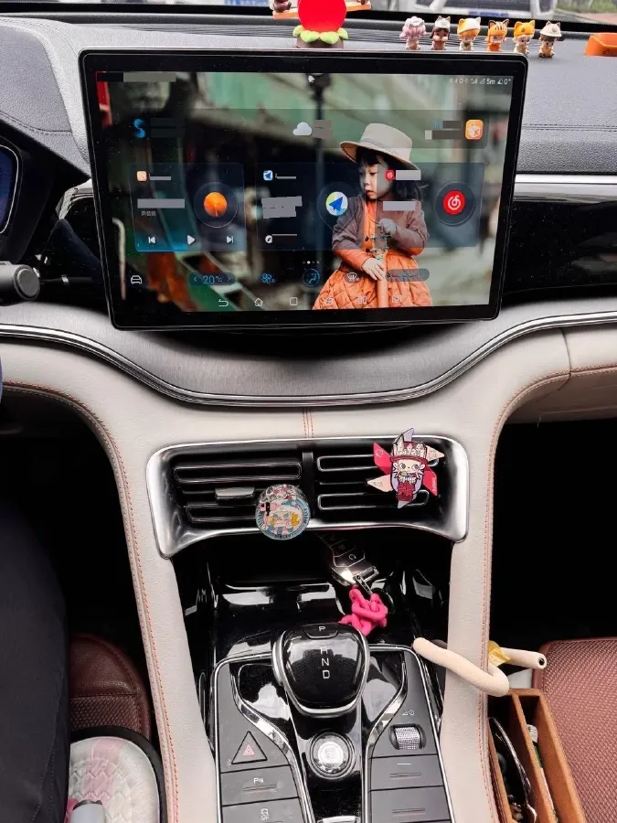 2022 Geely JiaJi 1.5T 177HP L3 7DCT PHEV 15.5KWH,autocango,china used car exporter,china ev exporter,chinese used car exporter,chinese used ev exporter