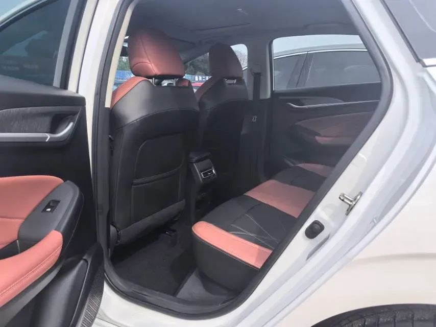 2022 ChangAn Eado 1.4T 160HP L4 7DCT,autocango,china used car exporter,china ev exporter,chinese used car exporter,chinese used ev exporter