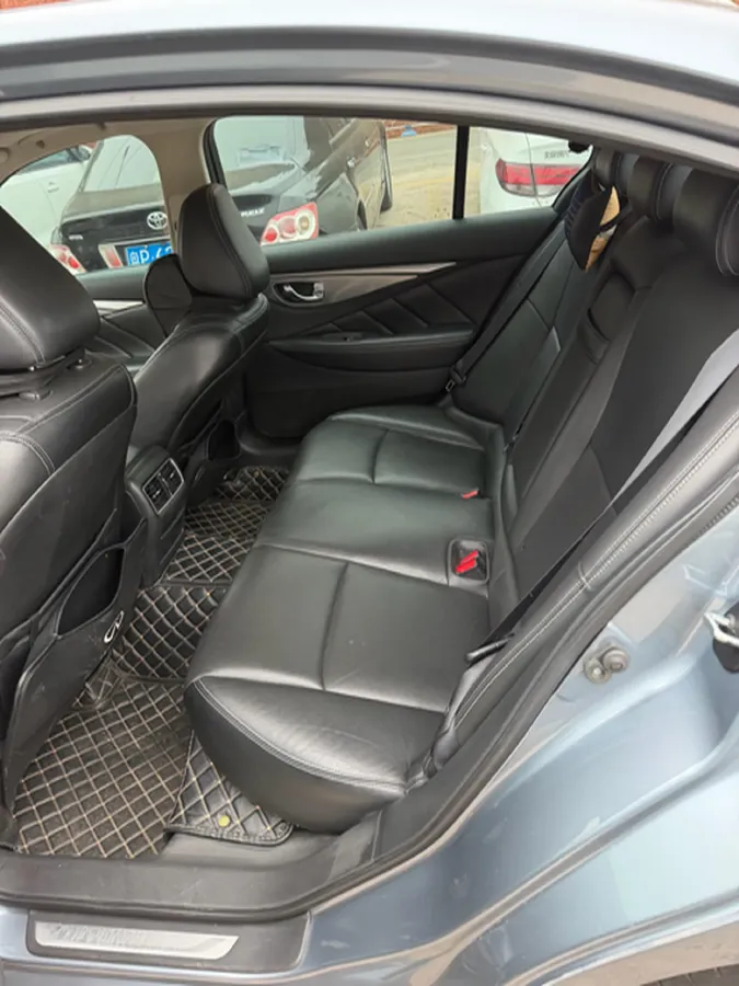 2018 Jeep Grand Commander 2.0T 265HP L4 9AT,autocango,china used car exporter,china ev exporter,chinese used car exporter,chinese used ev exporter