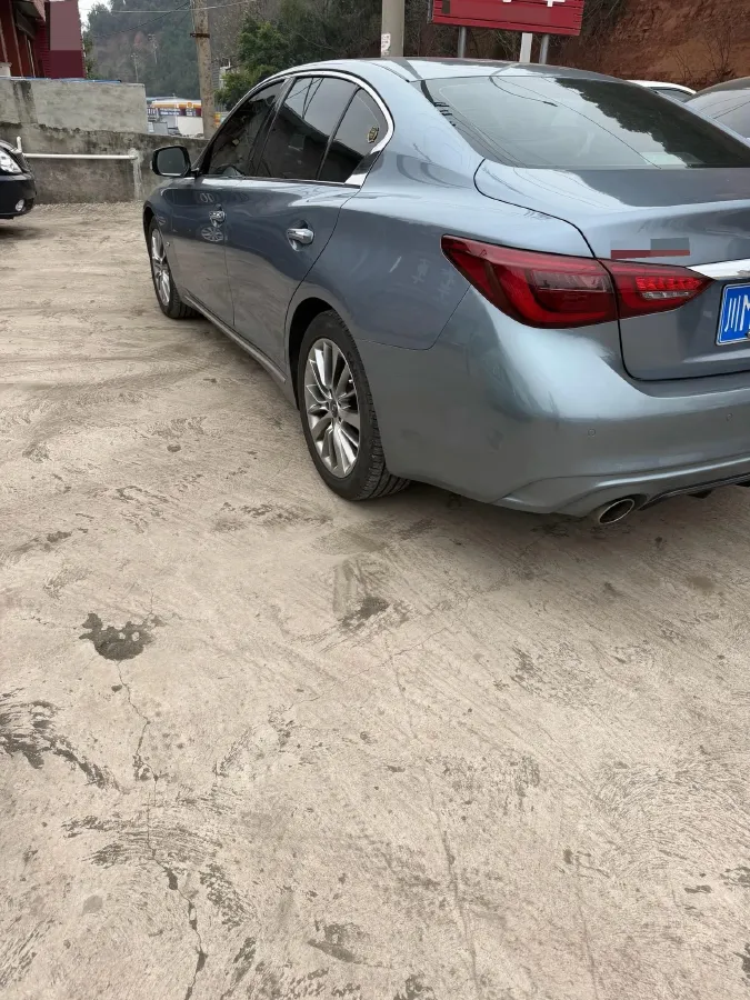 2018 Jeep Grand Commander 2.0T 265HP L4 9AT,autocango,china used car exporter,china ev exporter,chinese used car exporter,chinese used ev exporter