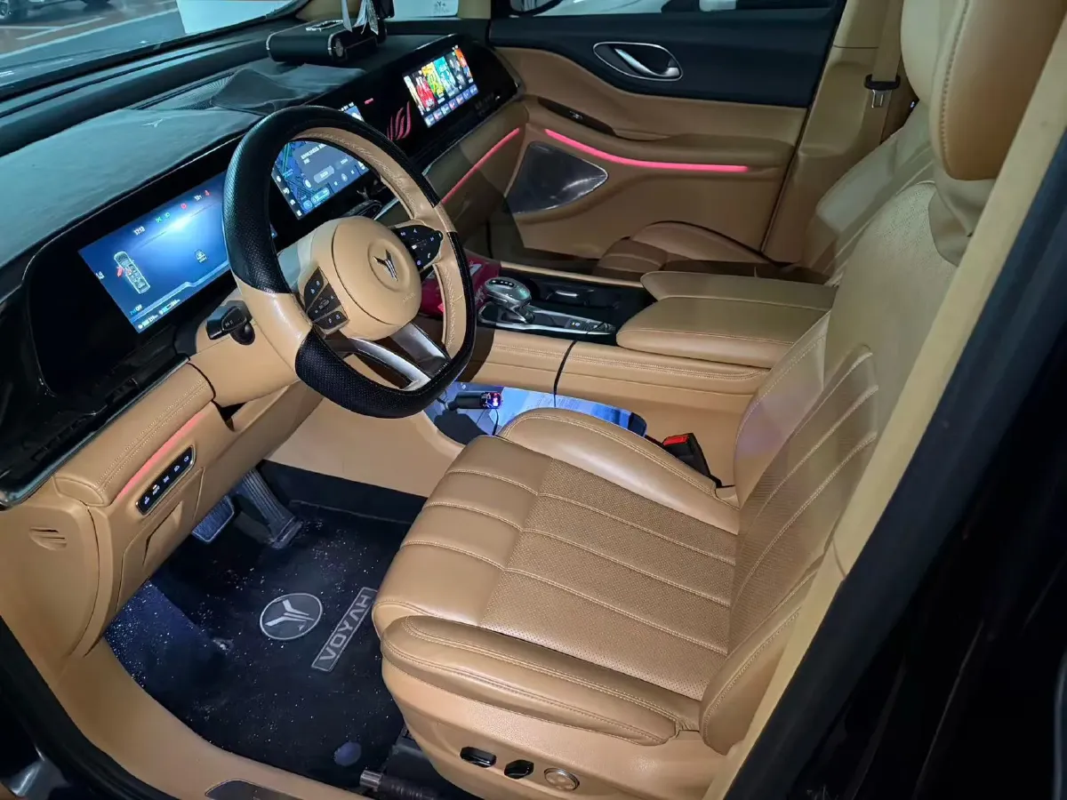 2024 Voyah Dream 1.5T 150HP L4 PHEV 43KWH,autocango,china used car exporter,china ev exporter,chinese used car exporter,chinese used ev exporter