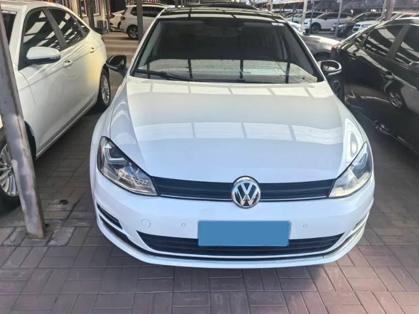2017 Volkswagen Golf 1.6L 110HP L4 6AT,autocango,china used car exporter,china ev exporter,chinese used car exporter,chinese used ev exporter