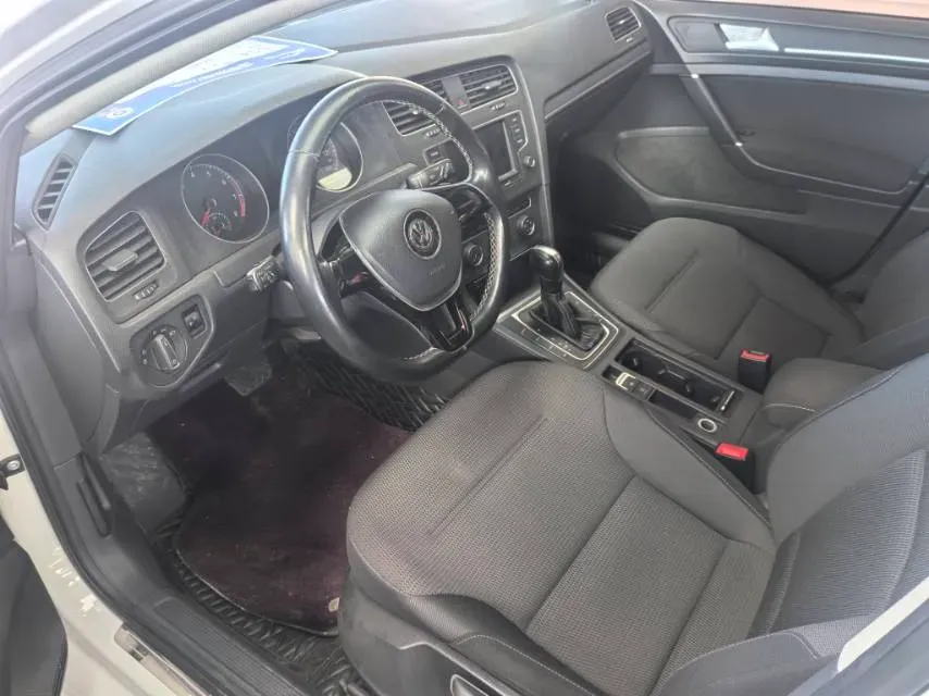 2017 Volkswagen Golf 1.6L 110HP L4 6AT,autocango,china used car exporter,china ev exporter,chinese used car exporter,chinese used ev exporter