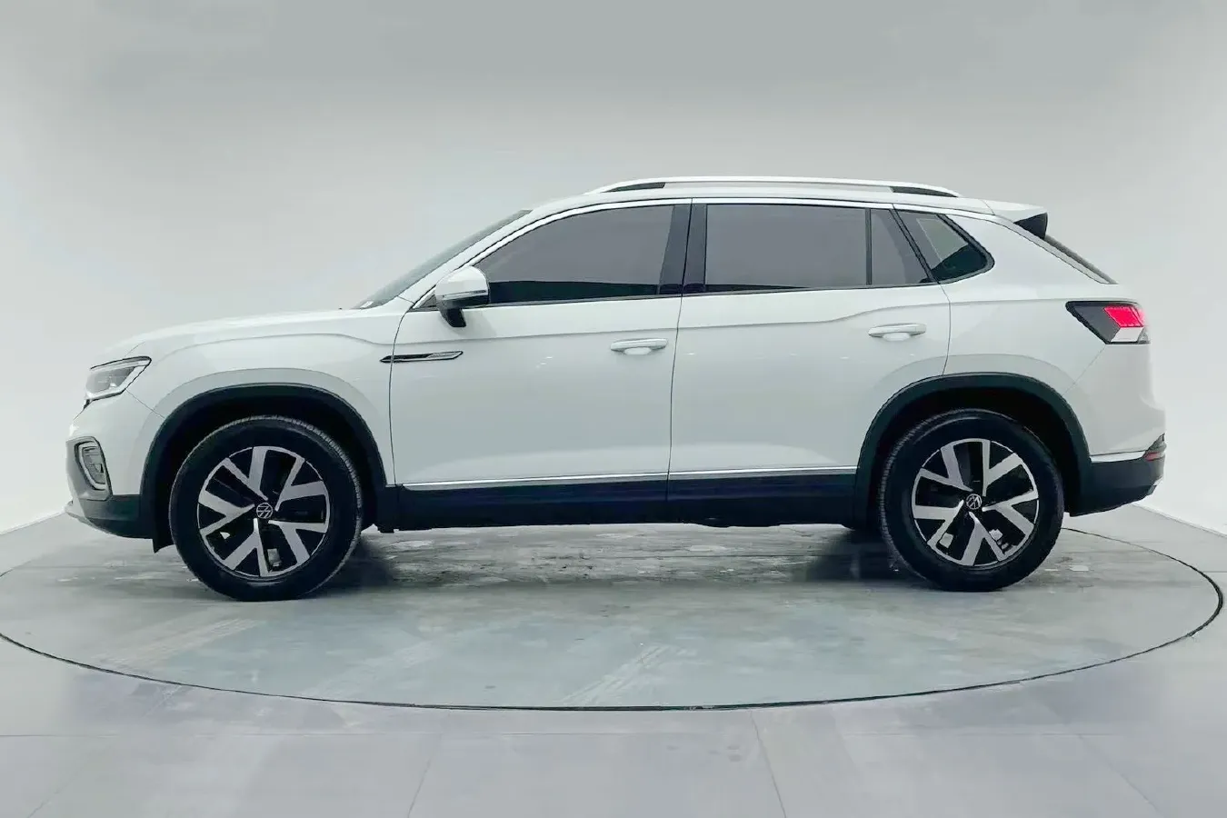 2023 Volkswagen Tayron 1.4T 150HP L4 7DCT,autocango,china used car exporter,china ev exporter,chinese used car exporter,chinese used ev exporter