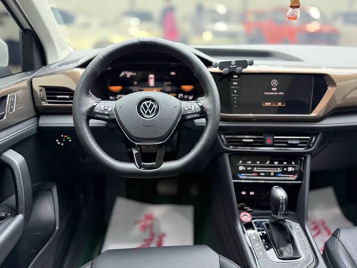 2022 Volkswagen Tharu 1.4T 150HP L4 7DCT,autocango,china used car exporter,china ev exporter,chinese used car exporter,chinese used ev exporter