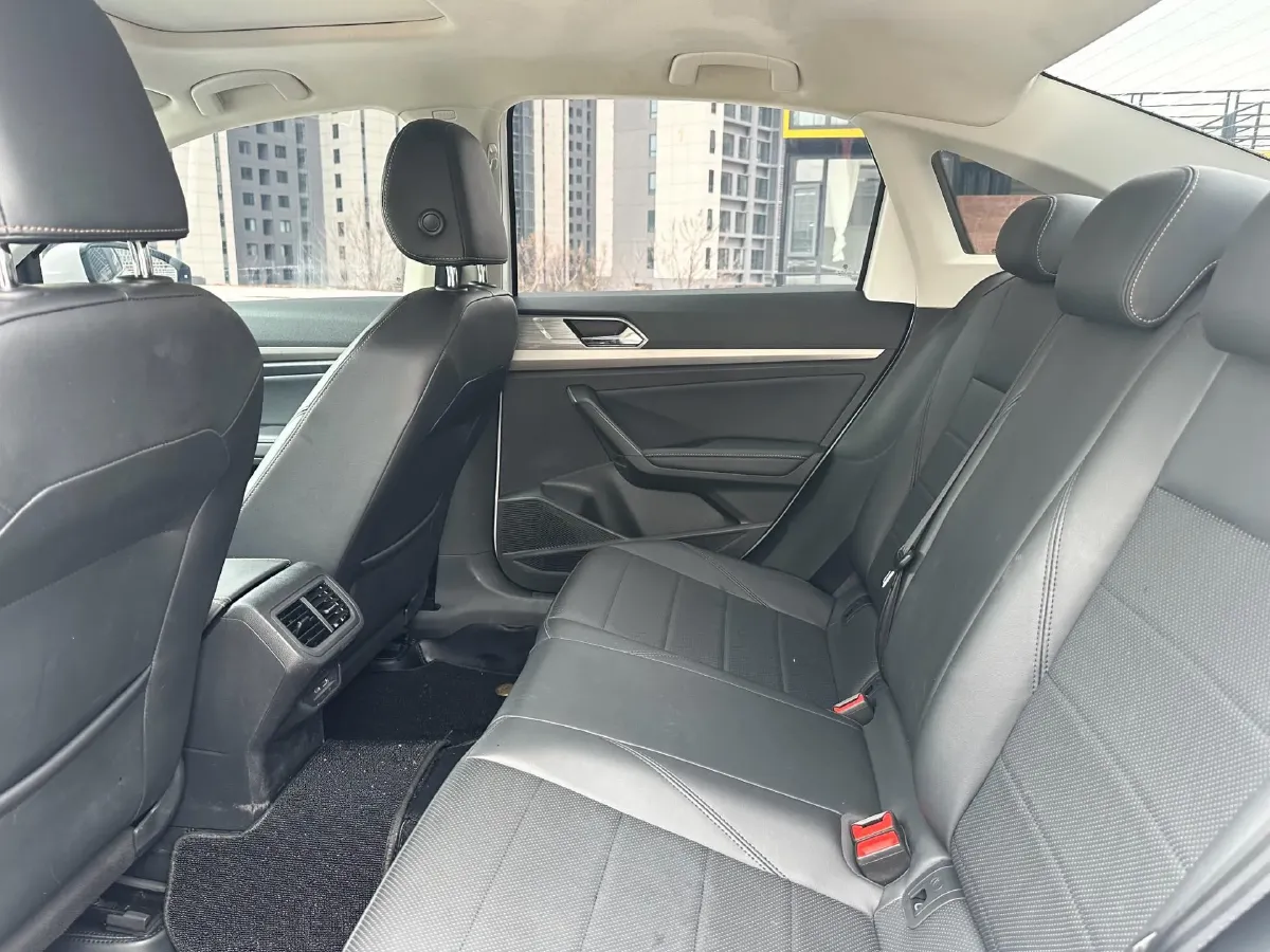 2021 Volkswagen Lavida 1.5L 113HP L4 6AT,autocango,china used car exporter,china ev exporter,chinese used car exporter,chinese used ev exporter