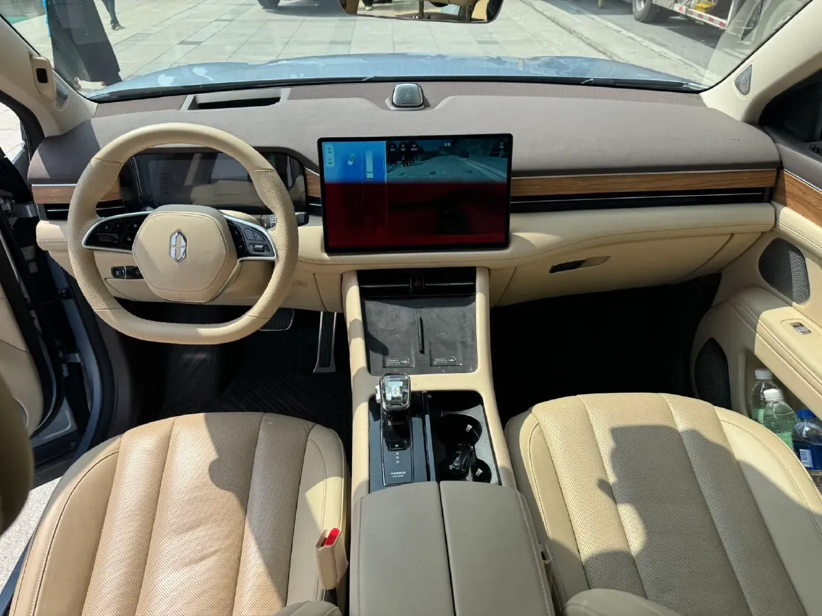 2024 AITO AITO M7 1.5T 152HP L4 REEV 40KWH,autocango,china used car exporter,china ev exporter,chinese used car exporter,chinese used ev exporter