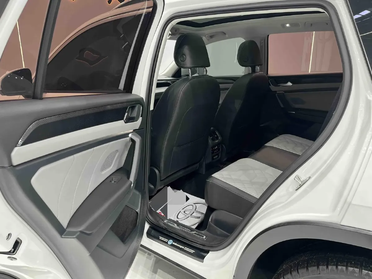 2023 Volkswagen Tayron 1.4T 150HP L4 7DCT,autocango,china used car exporter,china ev exporter,chinese used car exporter,chinese used ev exporter