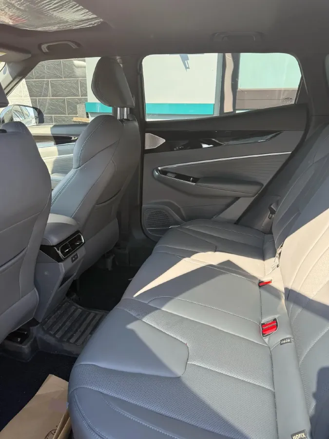 2026 Geely Azkarra 1.5T 181HP L4 7DCT,autocango,china used car exporter,china ev exporter,chinese used car exporter,chinese used ev exporter