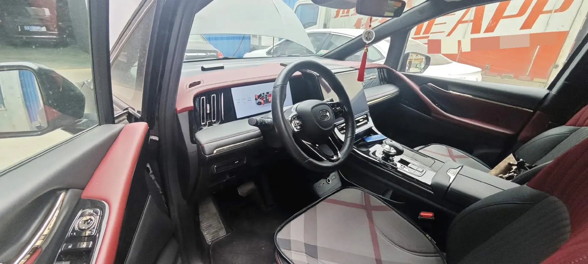 2023 GAC Trumpchi M8 2.0T 252HP L4 8AT,autocango,china used car exporter,china ev exporter,chinese used car exporter,chinese used ev exporter