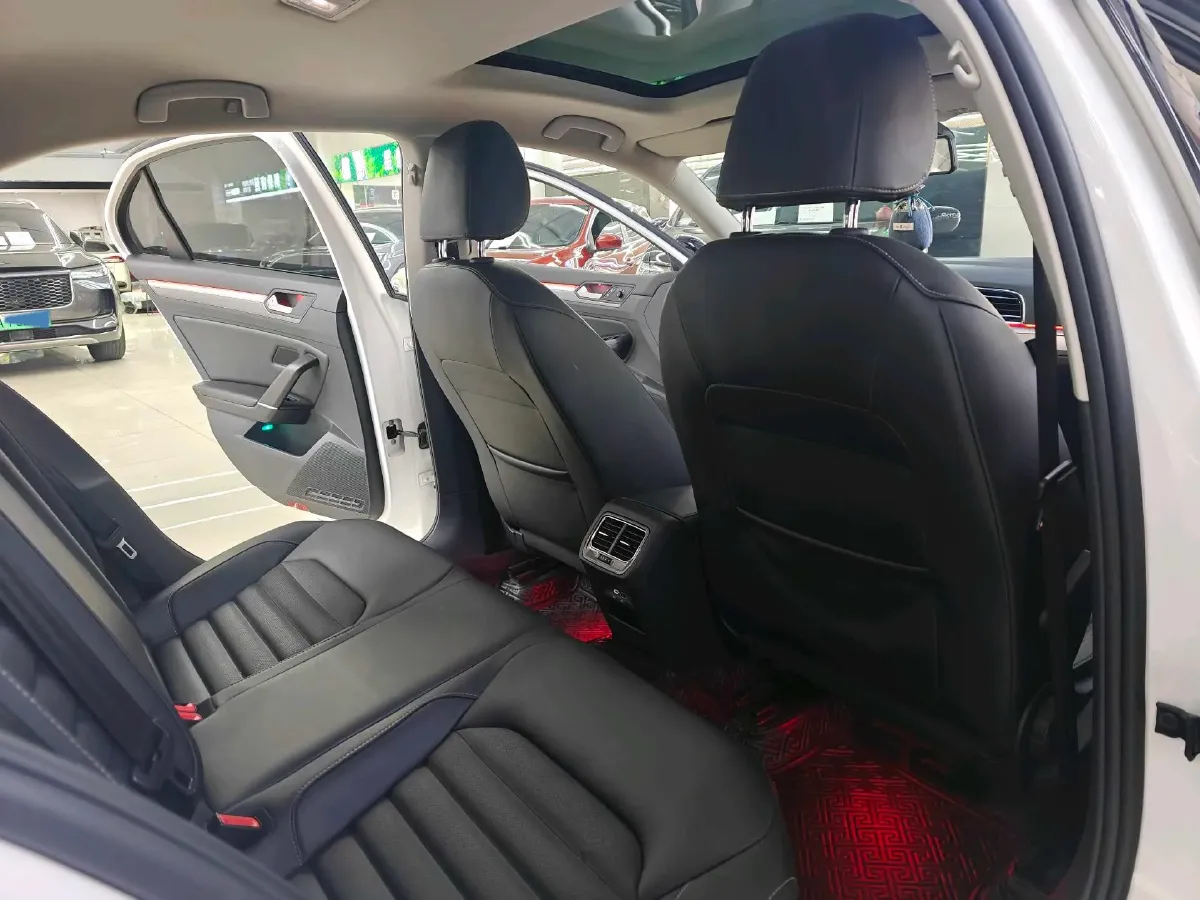 2021 Volkswagen Lamando 1.4T 150HP L4 7DCT,autocango,china used car exporter,china ev exporter,chinese used car exporter,chinese used ev exporter