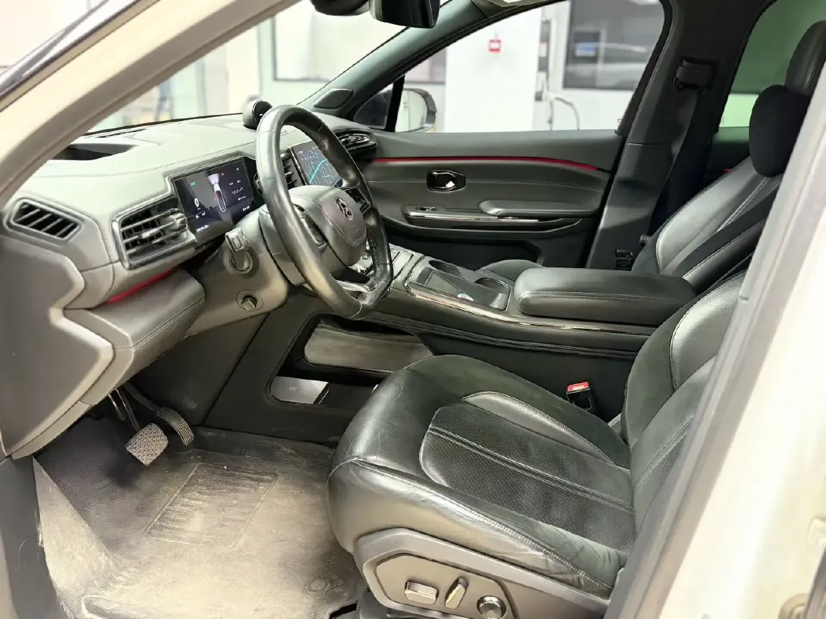 2020 Lexus NX 2.5L 155HP L4 E-CVT Hybrid,autocango,china used car exporter,china ev exporter,chinese used car exporter,chinese used ev exporter