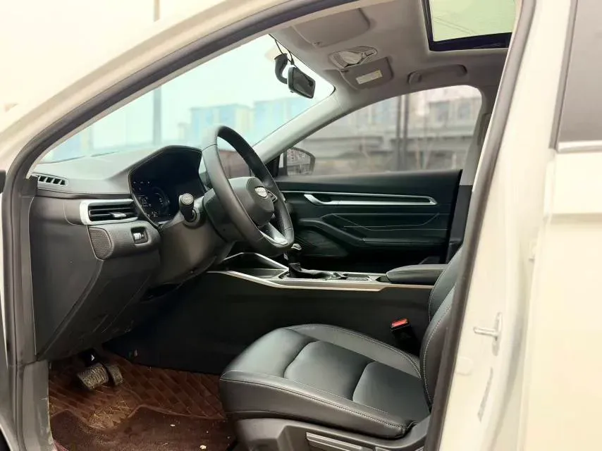 2025 Geely Emgrand 1.5L 127HP L4 CVT,autocango,china used car exporter,china ev exporter,chinese used car exporter,chinese used ev exporter