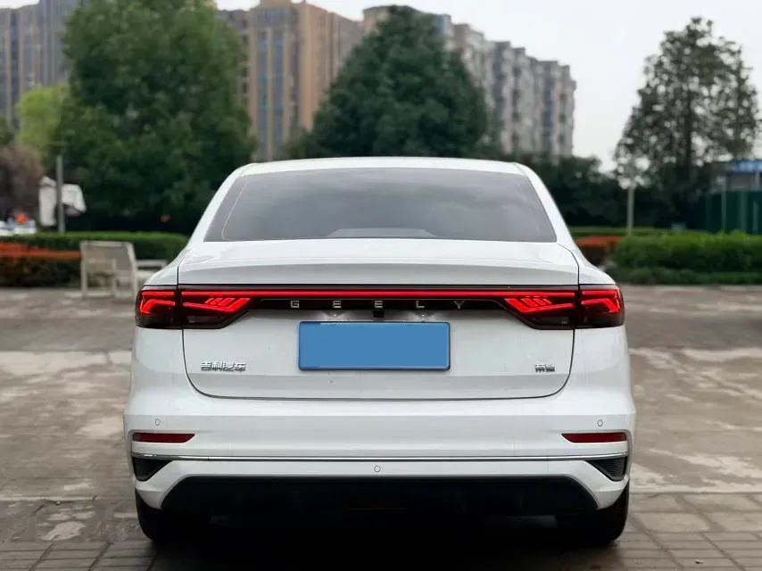 2025 Geely Emgrand 1.5L 127HP L4 CVT,autocango,china used car exporter,china ev exporter,chinese used car exporter,chinese used ev exporter