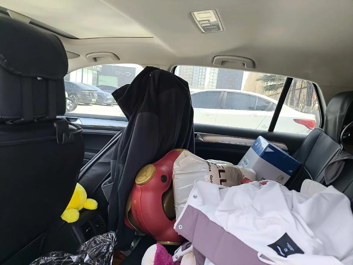 2019 Brilliance Auto V7 1.8T 231HP L4 7DCT,autocango,china used car exporter,china ev exporter,chinese used car exporter,chinese used ev exporter