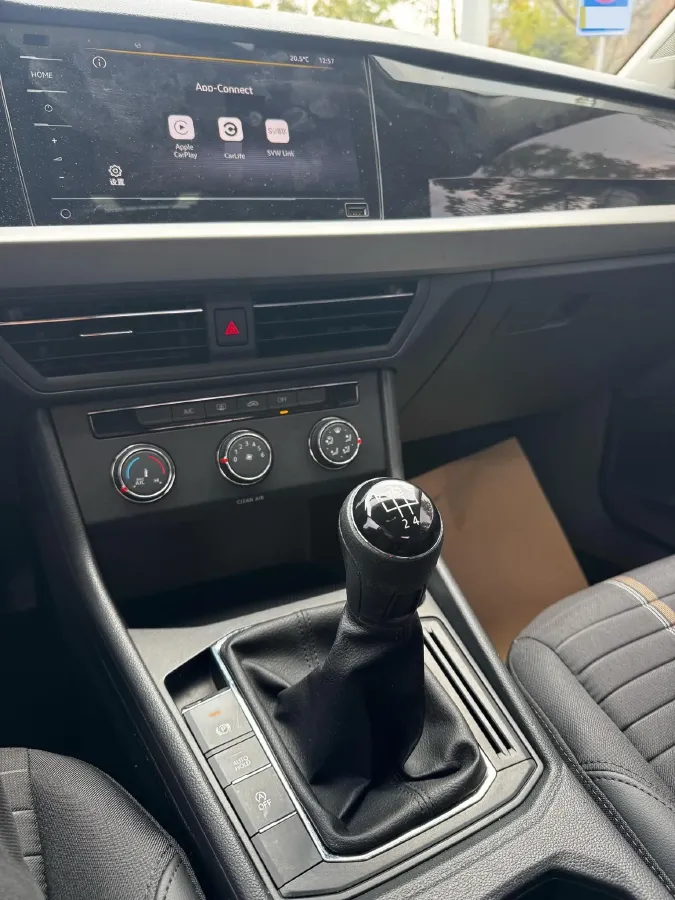 2019 Volkswagen Lavida 1.5L 113HP L4 5MT,autocango,china used car exporter,china ev exporter,chinese used car exporter,chinese used ev exporter