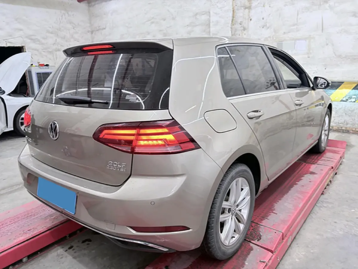 2018 Volkswagen Golf 1.4T 131HP L4 7DCT,autocango,china used car exporter,china ev exporter,chinese used car exporter,chinese used ev exporter