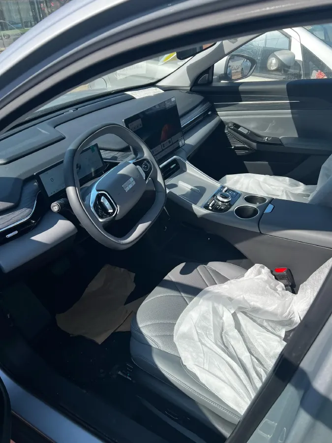 2025 BYD Sea Lion 05 DM-i 1.5L 101HP L4 E-CVT PHEV 12.9KWH,autocango,china used car exporter,china ev exporter,chinese used car exporter,chinese used ev exporter