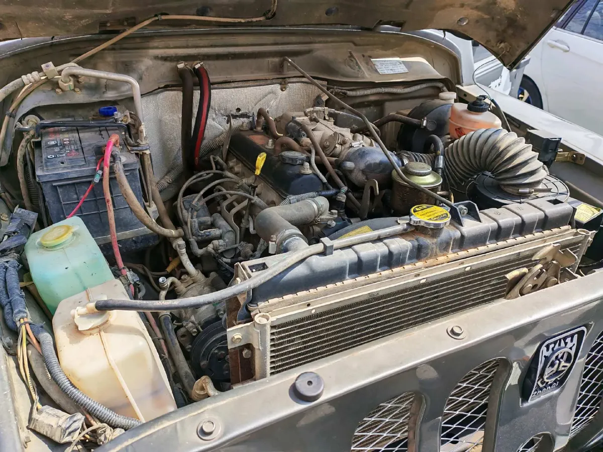 2016 BAW Battle Flag 2.0L 102HP L4 5MT,autocango,china used car exporter,china ev exporter,chinese used car exporter,chinese used ev exporter