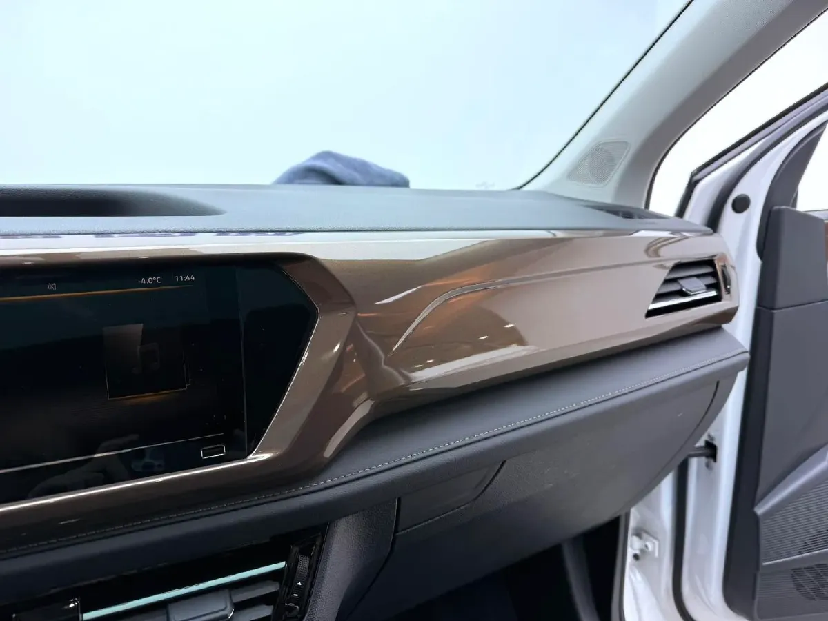 2021 Volkswagen Tharu 1.4T 150HP L4 7DCT,autocango,china used car exporter,china ev exporter,chinese used car exporter,chinese used ev exporter