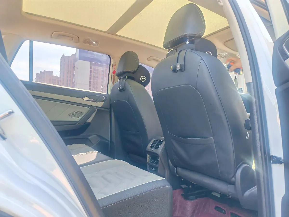 2024 Volkswagen Tayron 2.0T 186HP L4 7DCT,autocango,china used car exporter,china ev exporter,chinese used car exporter,chinese used ev exporter