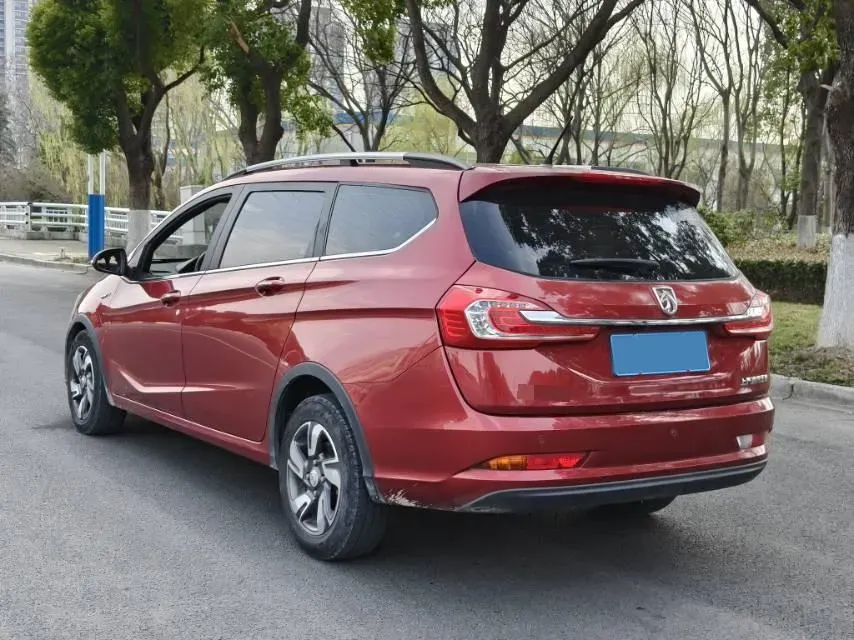 2018 BaoJun 360 1.5L 112HP L4 6MT,autocango,china used car exporter,china ev exporter,chinese used car exporter,chinese used ev exporter