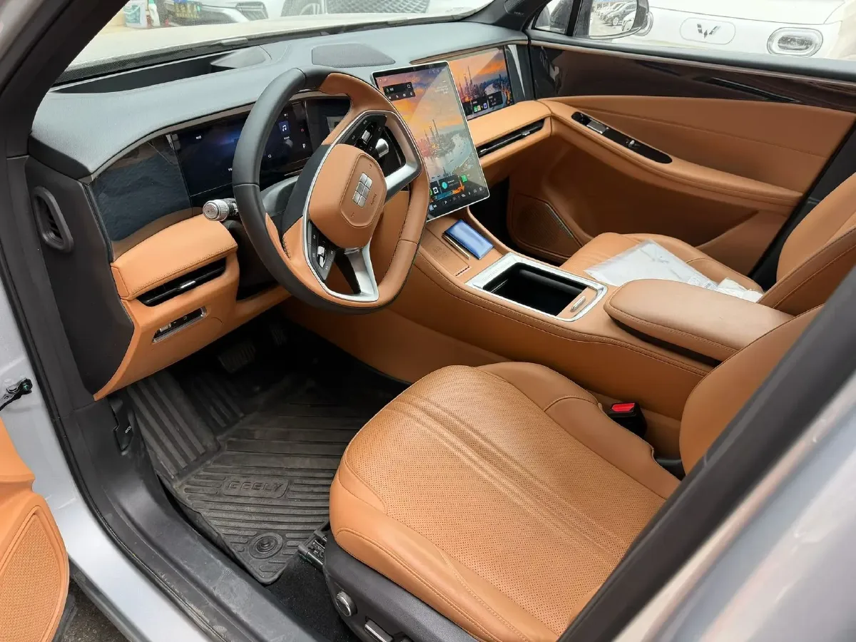 2025 Geely Galaxy L7 1.5L 112HP L4 1DHT PHEV 18.4KWH,autocango,china used car exporter,china ev exporter,chinese used car exporter,chinese used ev exporter